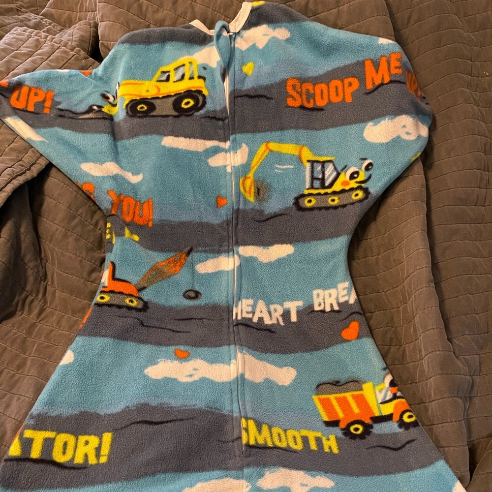 Zipadee Zip: Size Medium (6-12 months). Construction Heart Breaker Print